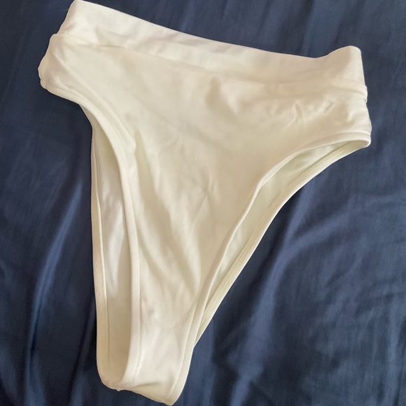 Tan lines. Como bottom in Pearl. Brand new - Picture 2 of 3